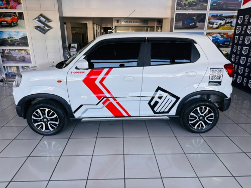 Suzuki S-PRESSO 1.0 GL+S-EDITION AMT in Namibia
