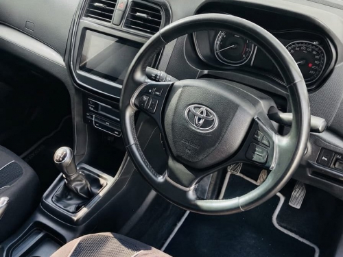 Toyota URBAN CRUISER 1.5 XR M/T in Namibia