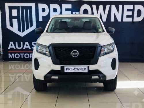 Nissan NAVARA 2.5 SE PLUS in Namibia