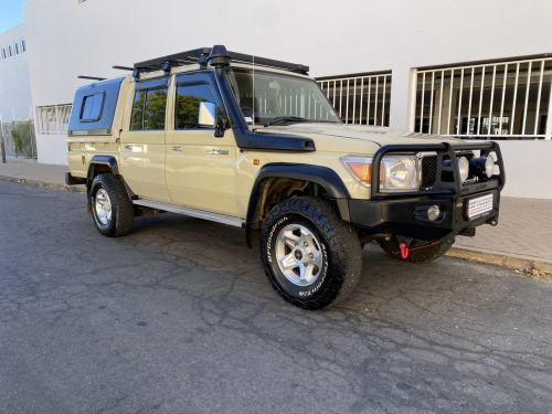 Toyota Land Cruiser 4.2 Dcab 4x4 in Namibia