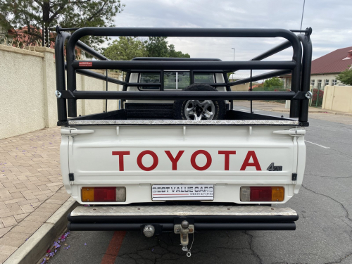 Toyota Land Cruiser 4.2 Diesel Scab 4x4 in Namibia
