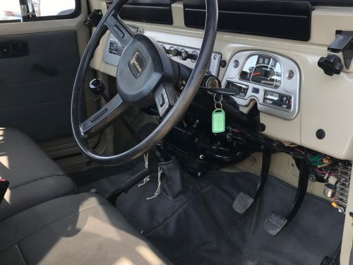Toyota Land Cruiser 3.8 Petrol Scab 4x4 in Namibia