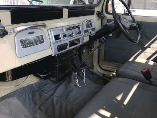 Toyota Land Cruiser 3.8 Petrol Scab 4x4 in Namibia