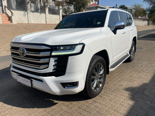 Used Toyota Land Cruiser 300 ZX V6 -3.5T Petrol 4x4 for sale in Windhoek