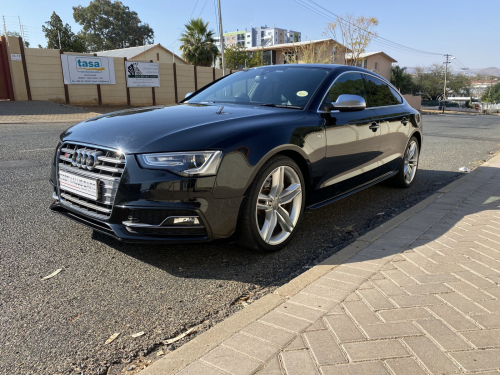 Audi Audi S6 3lt V6 AWD Petrol Auto in Namibia