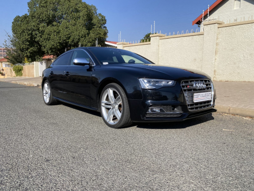 Audi Audi S6 3lt V6 AWD Petrol Auto in Namibia