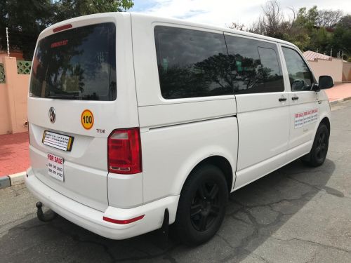 Volkswagen VW Kombi 2lt Tdi T6 Auto  DSG (Deposito assist) in Namibia