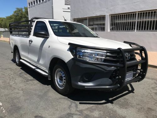 Toyota Hilux 2lt VVti in Namibia