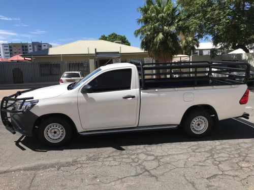 Toyota Hilux 2lt VVti in Namibia