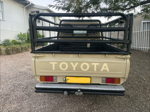 Toyota Land Cruiser 4.2 Diesel Scab in Namibia