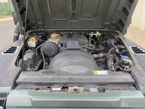 Land Rover Land Rover Defender 130 series  Dcab 2.2TDCi 4x4 in Namibia