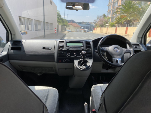 Volkswagen Kombi 2lt Tdi 4-motion Manual 4x4 Transporter T5 in Namibia