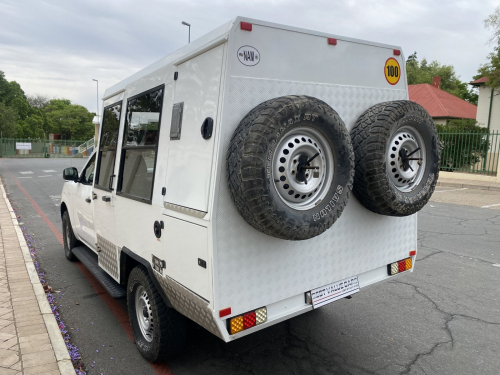 Nissan Navara Safari 7-seater in Namibia