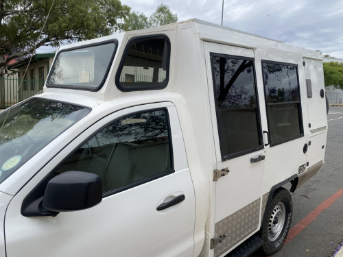Nissan Navara Safari 7-seater in Namibia