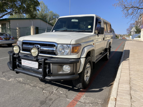 Toyota Land Cruiser 4.2 Diesel Scab 4x4 in Namibia