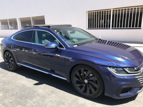 Volkswagen VW Arteon 2lt Tsi R-line AWD in Namibia