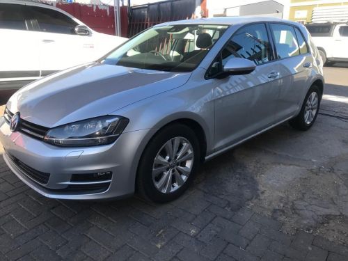 Volkswagen VW Golf 7 Tsi Bluemotion H/B in Namibia
