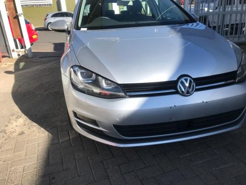 Volkswagen VW Golf 7 Tsi Bluemotion H/B in Namibia