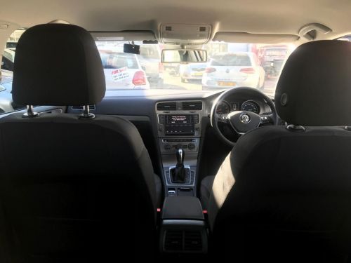 Volkswagen VW Golf 7 Tsi Bluemotion H/B in Namibia