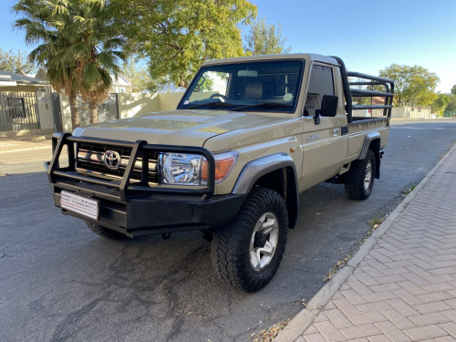 Used Toyota Land Cruiser 4.2 Diesel 4x4 for sale in Windhoek