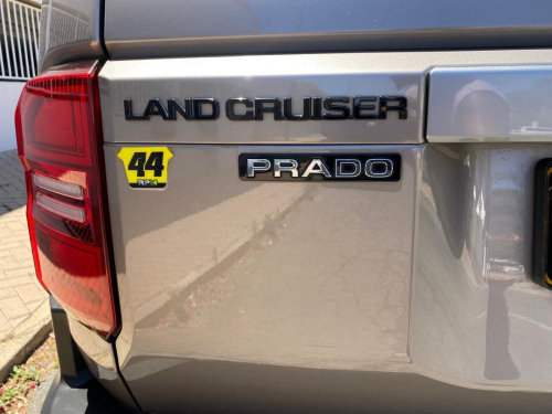 Toyota Land Cruiser Prado 2.8 TX in Namibia