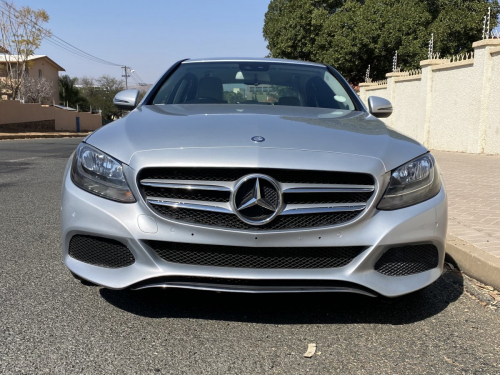 Mercedes-Benz Mercedes Bens C250d in Namibia