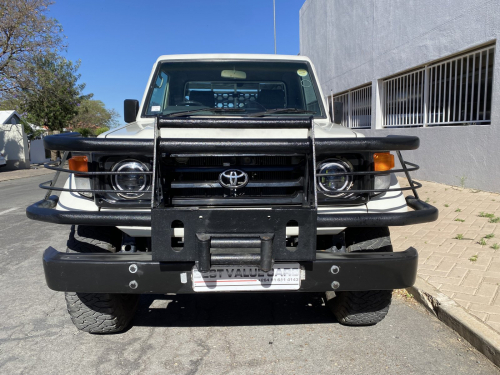 Toyota Land Cruiser 4.2 Scab 4x4 in Namibia