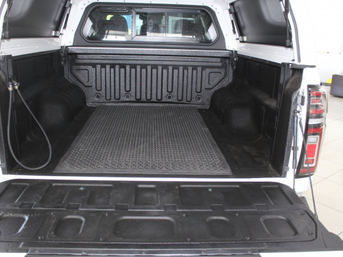 GWM P 300 LTD 2.4T Dcab in Namibia
