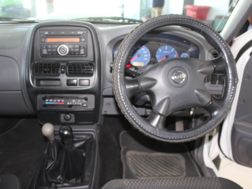 Nissan Nissan Np300 in Namibia