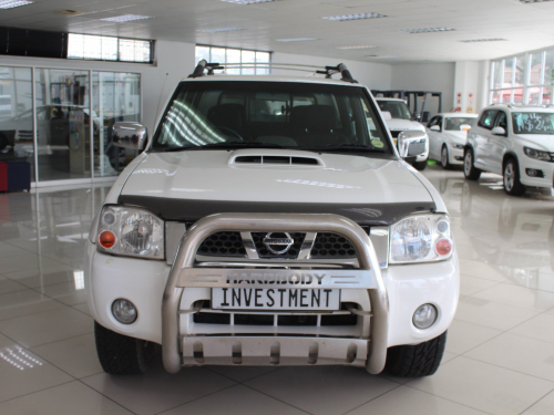 Nissan NP300 2.5 TDI DC in Namibia