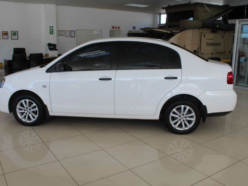 Pre-owned Volkswagen Polo Classic Sedan for sale in 