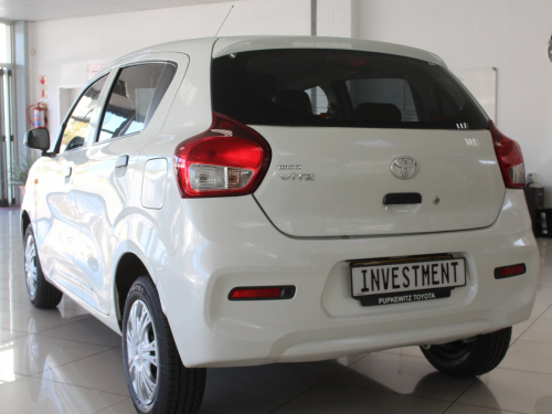 Toyota Vitz 1.0 MT in Namibia