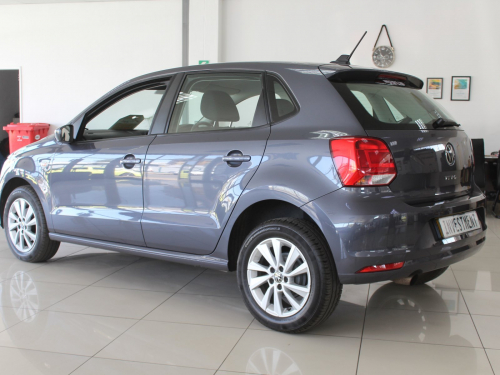 Volkswagen Polo Vivo 1.6i  Auto in Namibia