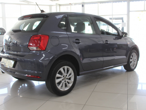 Volkswagen Polo Vivo 1.6i  Auto in Namibia