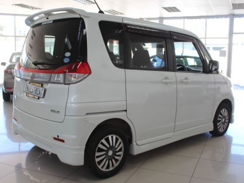 Suzuki Solio in Namibia