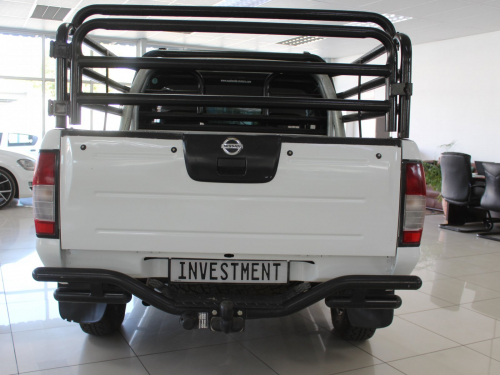 Nissan Nissan Np300 2.4i in Namibia