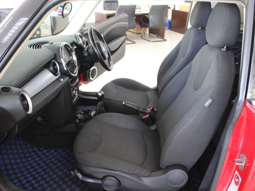 Mini Cooper 1.6i in Namibia
