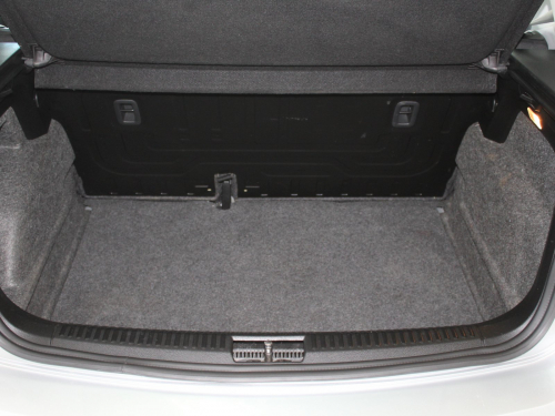 Volkswagen Polo Vivo 1.4i in Namibia