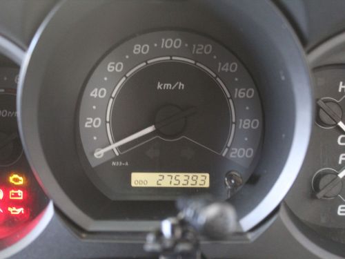 Toyota Toyota Hilux 4.0 V6 4x4 Dcab MT in Namibia