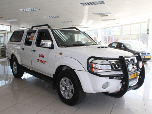 Pre-owned Nissan NP300 DC 4x4 for sale in 