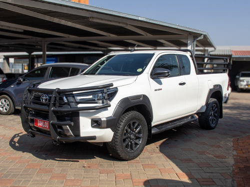 Toyota Hilux XC 2.8 GD-6 4X4 A/T LGD in Namibia