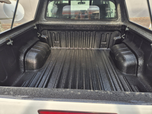 Toyota Hilux 2.4 GD6 D/CAB RAIDER 4X4 Auto in Namibia