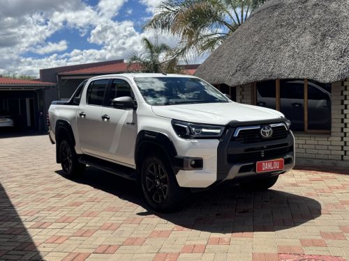 Pre-owned Toyota Hilux 2.8 GD-6 Legend 4X4 A/T for sale in 