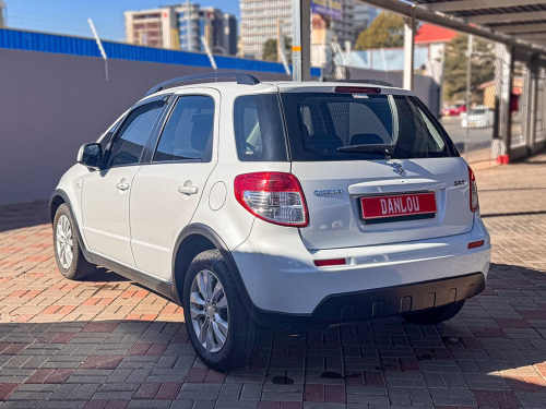 Suzuki SX4 2.0 CVT in Namibia