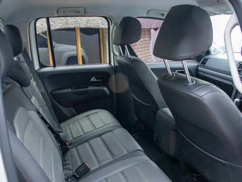 Volkswagen Amarok 2.0 D/C H/Line 4Mot A/T in Namibia