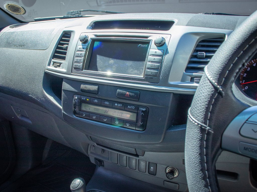 Toyota Hilux 4.0 V6 Raider 4X4 A/T P/U D/C in Namibia