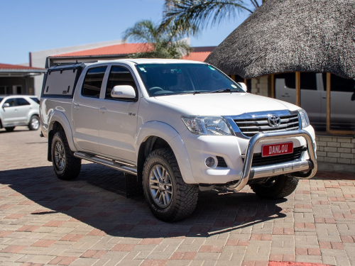 Pre-owned Toyota Hilux 4.0 V6 Raider 4X4 A/T P/U D/C for sale in 