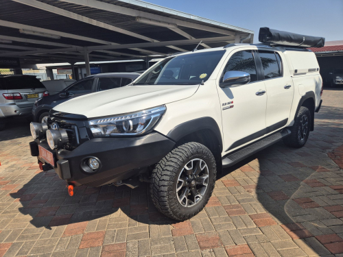 Toyota Hilux 2.8 GD6 D/C LEGEND AT 4X4 in Namibia