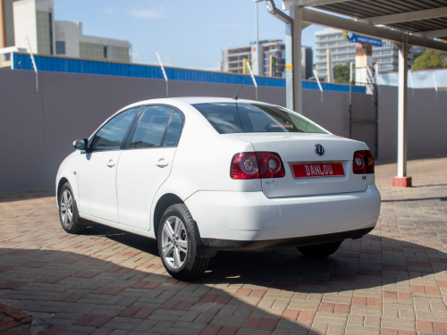 Volkswagen Polo Vivo 1.6 Comfortline in Namibia