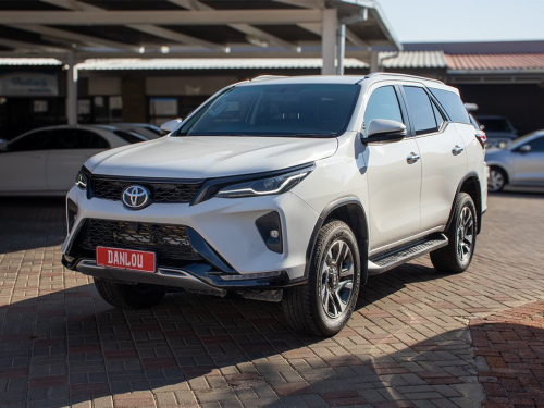 Toyota Fortuner 2.4 GD-6 4X4 A/T in Namibia